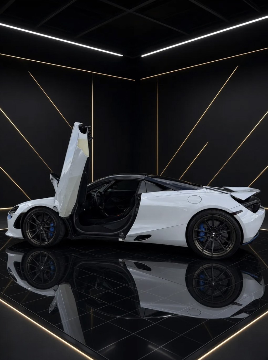 McLaren 720S profile with door open